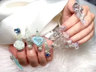 ネイル ダン ゴーゴックビックのネイルデザイン