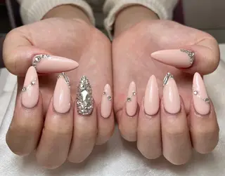 ネイル Tagi 銀座所属・Tagi Nail 銀座店のネイルデザイン