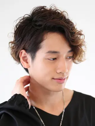 メンズ EARTH 福岡天神赤坂店のヘアスタイル