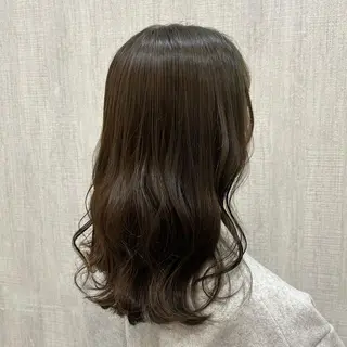 ミディアム カラー 🫧透け感⋆艶髪💎 山口アヤカのヘアスタイル