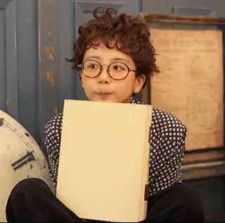 ショート カラー パーマ ブリーチ、パーマ 西部笑のヘアスタイル