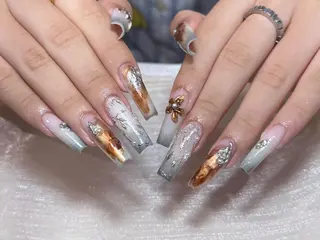 ネイル Diamond 🧚🏻‍♀️のネイルデザイン