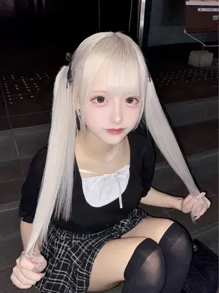 ロング カラー ハイトーンエクステ 🎩カズキ🎩のヘアスタイル