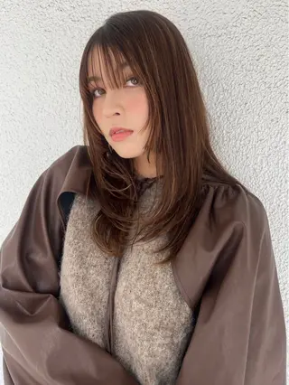 ミディアム 峯田 優花のヘアスタイル