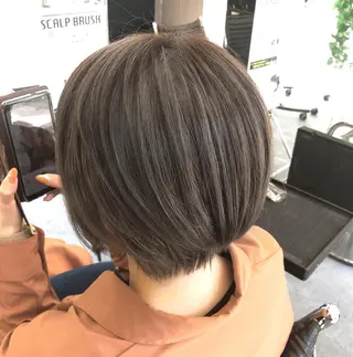 ショート カラー ✨レイヤーお任せ✨ 林有里子のヘアスタイル