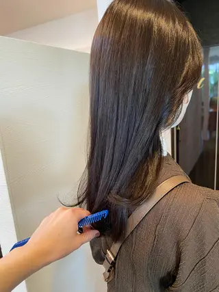 セミロング カラー 桑原 菜摘のヘアスタイル