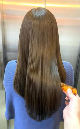 ロング ❣️髪質改善特化❣️ カモアオイのヘアスタイル