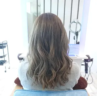 セミロング カラー ヘアアレンジ 小林 伸行のヘアスタイル