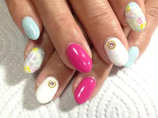 ネイル リラネイル所属・福田 美代子のネイルデザイン