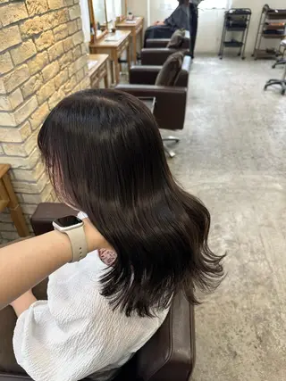 セミロング カラー 柔らかベージュ🤍 fukaのヘアスタイル