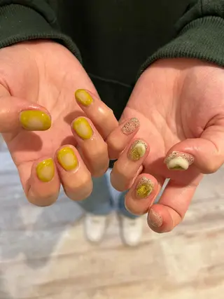 ネイル une／YUKINA 🫧大人nuanceのネイルデザイン