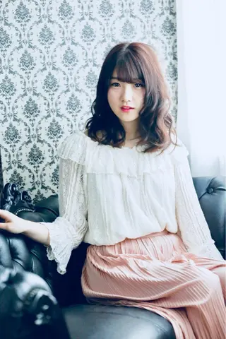 ミディアム カラー 渋谷宮益坂 omoのヘアスタイル