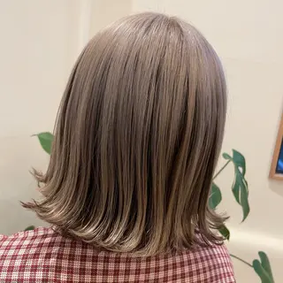 ショート カラー 宮崎 英絵のヘアスタイル