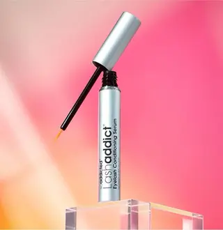 マツエク・マツパ Nail Salon L'arc所属・💊大阪/心斎橋 moni🧠のネイルデザイン