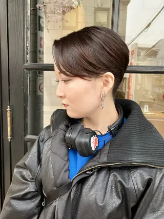 ショート カラー 川間 将彦のヘアスタイル