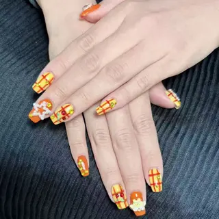 ネイル yu ri 🌹のネイルデザイン