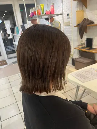 ミディアム カラー vancouncil春日井所属・山岡 春のヘアスタイル