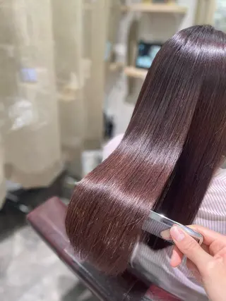 ロング Takahiro 髪質改善のヘアスタイル