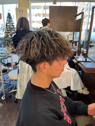 ショート カラー パーマ メンズ AROH men's cut&men's perm 船橋店所属・🧊メンズ特化🧊 高木航希のヘアスタイル