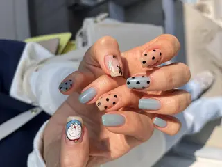 ネイル ネイルズシャトン トップネイリスト牛島のネイルデザイン