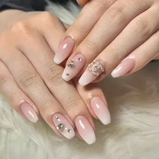 ネイル hohomi .のネイルデザイン