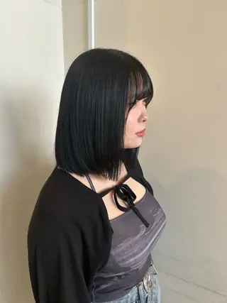 ミディアム カラー 水木 里咲のヘアスタイル