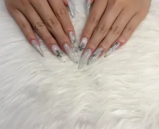 ネイル nailsalon R.のネイルデザイン