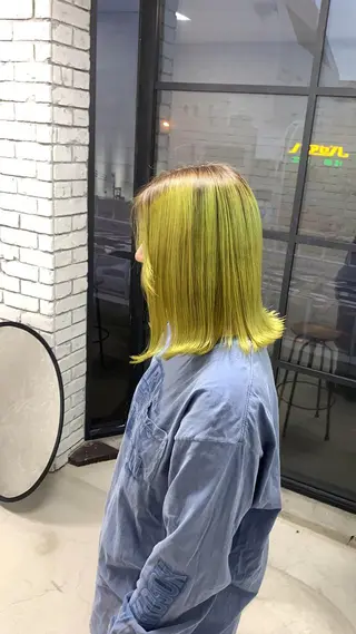 ショート 派手髪支持率No1 Eisukeのヘアスタイル