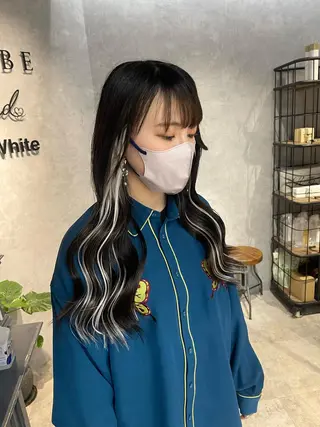 ロング カラー オフホワイトアンドなんば所属・福西 洋斗のヘアスタイル