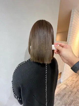 ロング 髪質改善 上品艶感カラーのヘアスタイル