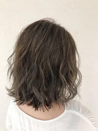 ミディアム 齋藤 羽鳳のヘアスタイル