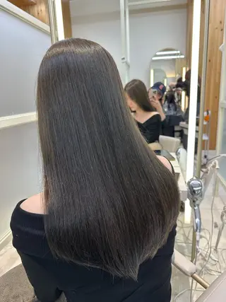 ロング oto🎀×美髪× シースルー前髪🤍のヘアスタイル