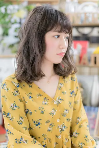 ミディアム カラー パーマ 小顔カット得意🌟 岩渕麻由のヘアスタイル