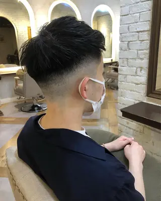 ショート メンズ Carina所属・セン北徒歩５分 キシタクのヘアスタイル