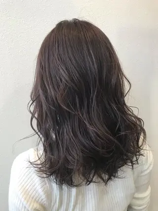 セミロング カラー 松崎 崇のヘアスタイル