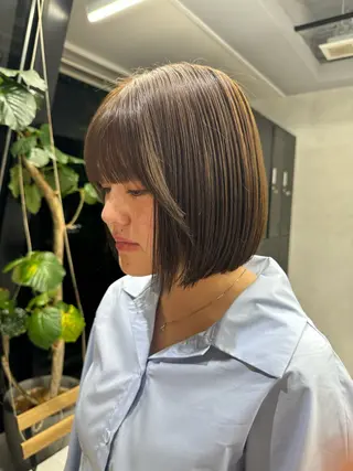 ショート 顔周りレイヤー /kokoro🦮のヘアスタイル