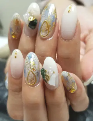 ネイル Nail Room Vi+のネイルデザイン