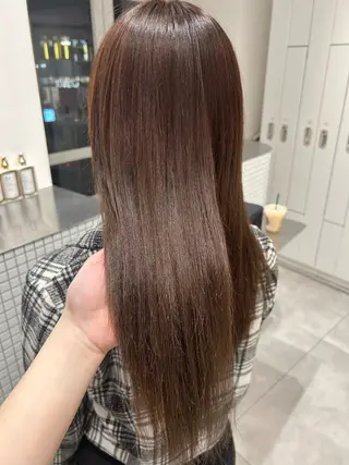 セミロング ここな Un amiのヘアスタイル