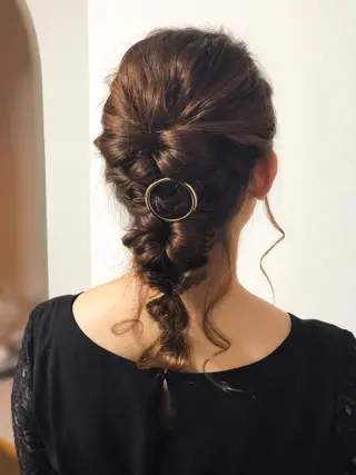セミロング あらい なつみのヘアスタイル
