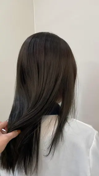 パーマ CYAN by artefice所属・安達 萌花のヘアスタイル