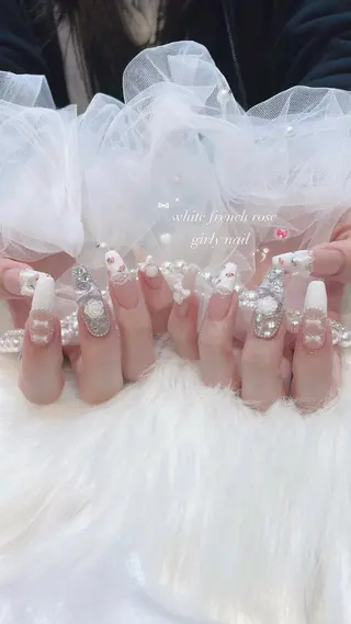 ネイル classic 新横浜所属・山田 暉のネイルデザイン