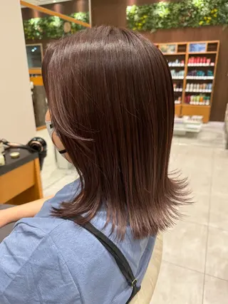 セミロング 岩城 由佳のヘアスタイル