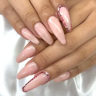 ネイル shine'an fuka🌿🫧のネイルデザイン