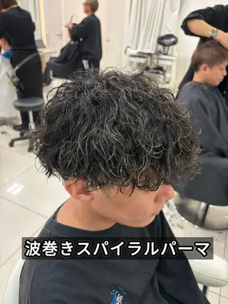 ショート パーマ メンズ 髪質改善/艶カラー/ メンズパーマ/鈴木のヘアスタイル