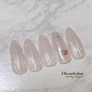 ネイル Ella nailsalon所属・Ella nail ちゆうのネイルデザイン