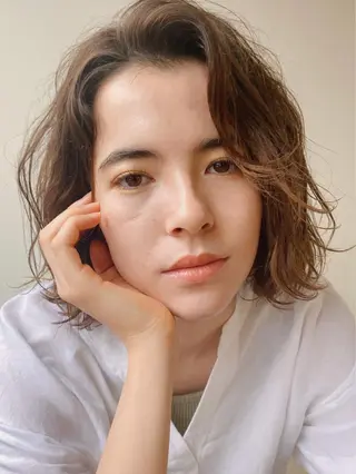 ミディアム パーマ クロエ新宿所属・❏アンニュイパーマ 川原畑 拓也❏のヘアスタイル