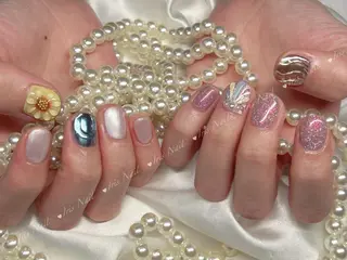 ネイル 藤田 月のネイルデザイン