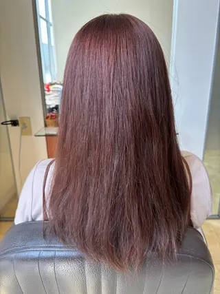 セミロング カラー 亀山 来未のヘアスタイル