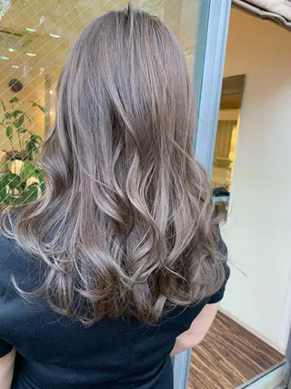 セミロング カラー 髪質改善サロン 心斎橋ARCHEのヘアスタイル