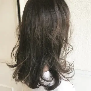 ミディアム Musiiik hairのヘアスタイル